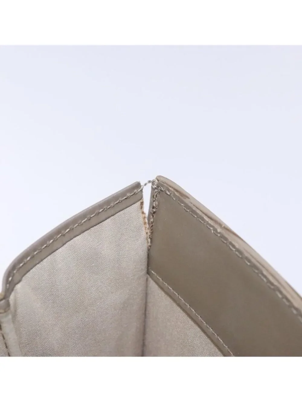 Authentic LOUIS VUITTON Epi Saint Tropez Shoulder Bag Gray Lilac M5246B LV